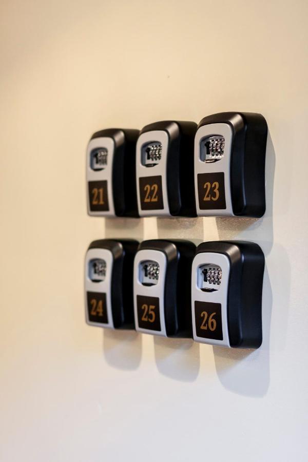 Story Inn Self Check-In Hotel Аеропорт Вільнюс Екстер'єр фото
