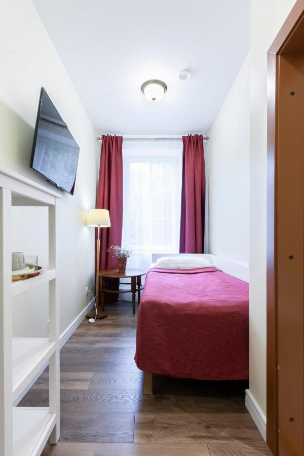 Story Inn Self Check-In Hotel Аеропорт Вільнюс Екстер'єр фото